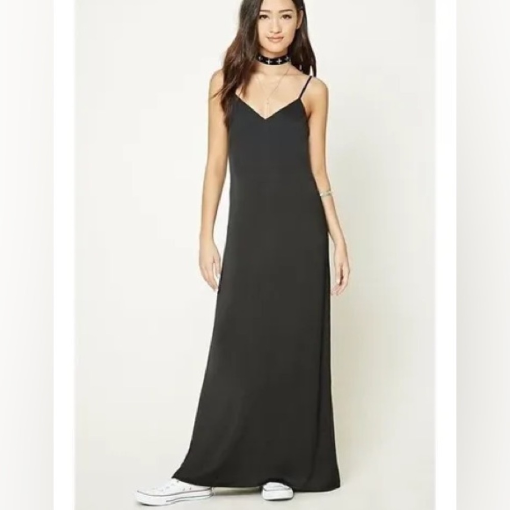 Forever 21 Black Long v-neck Maxi Dress